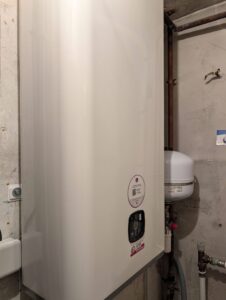 Installation d’un chauffe-eau électrique Linéo